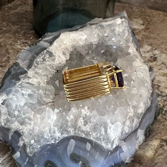 Gold Retro Amethyst Band Ring - Picture 3 of 13